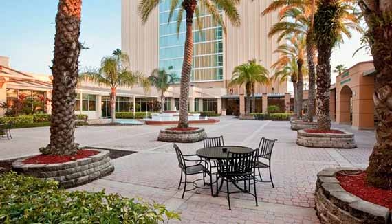 Doubletree at the Entrance to Universal | WestJet official site