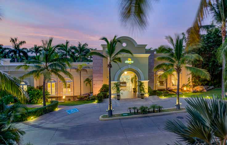 pueblo bonito emerald bay resort spa