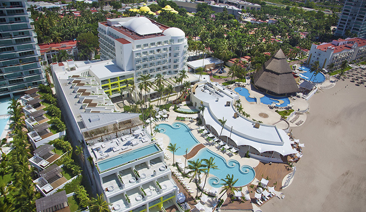 Hilton Puerto Vallarta Resort | WestJet official site