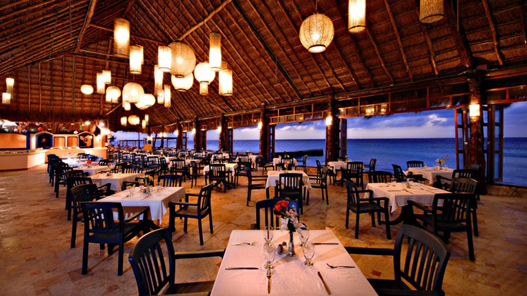 El Cocal Restaurant