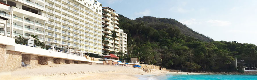 View of Grand Park Royal Puerto Vallarta from beach